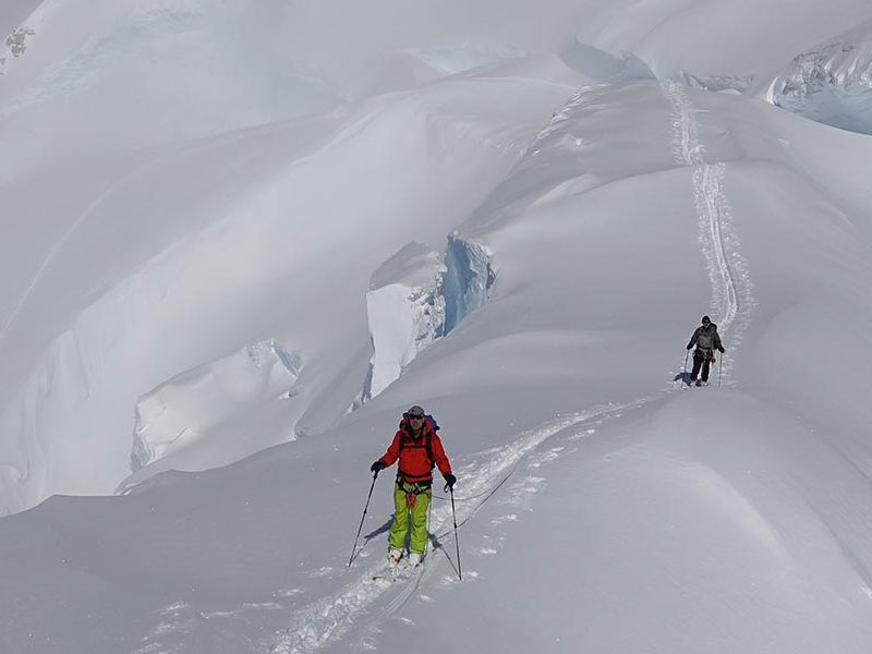 snow-safety-back-country